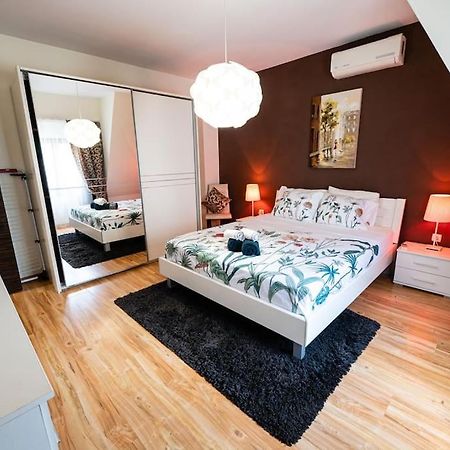 При Галя / Прекрасен Апартамент В Тих Квартал Varna Extérieur photo