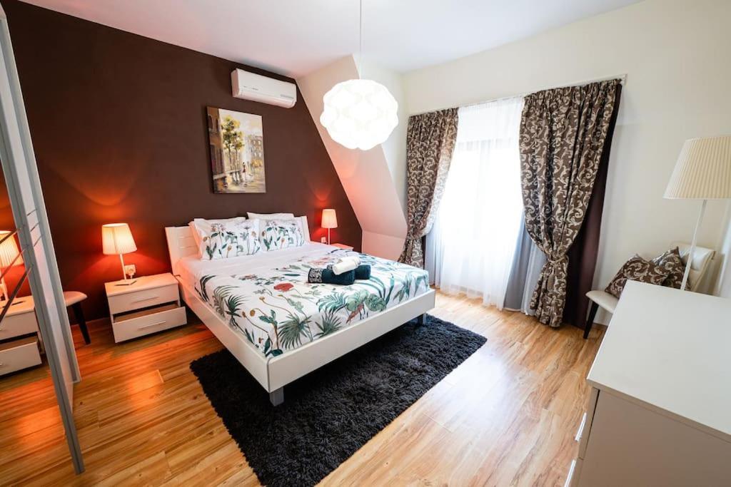 При Галя / Прекрасен Апартамент В Тих Квартал Varna Extérieur photo