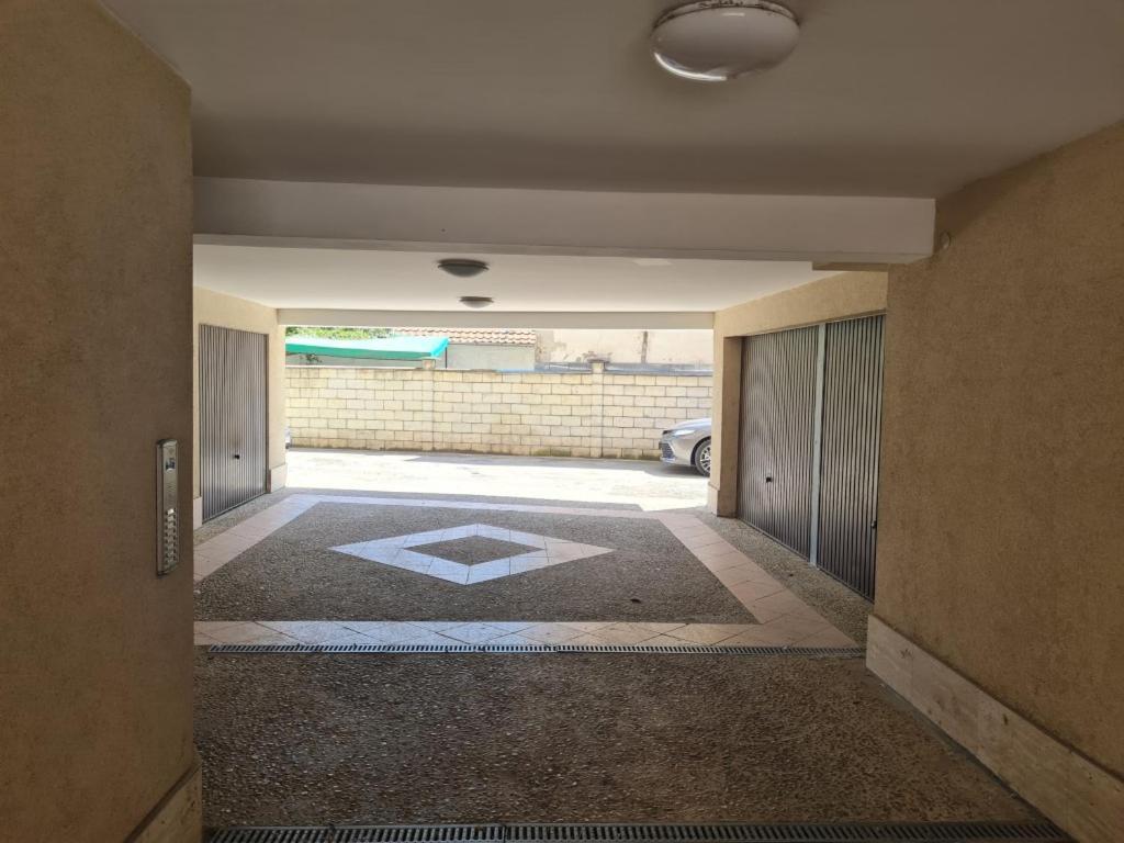 При Галя / Прекрасен Апартамент В Тих Квартал Varna Extérieur photo